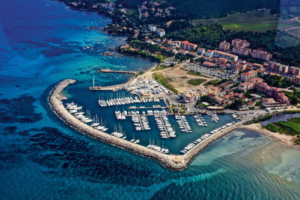 Hauts lieux du tourisme en Corse et campings à proximité